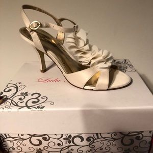 Sandal white 8 1/2 new